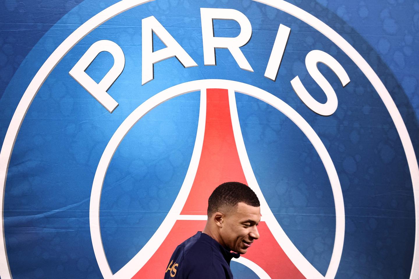 French Football Federation says it won't intervene in dispute between Mbappé and PSG