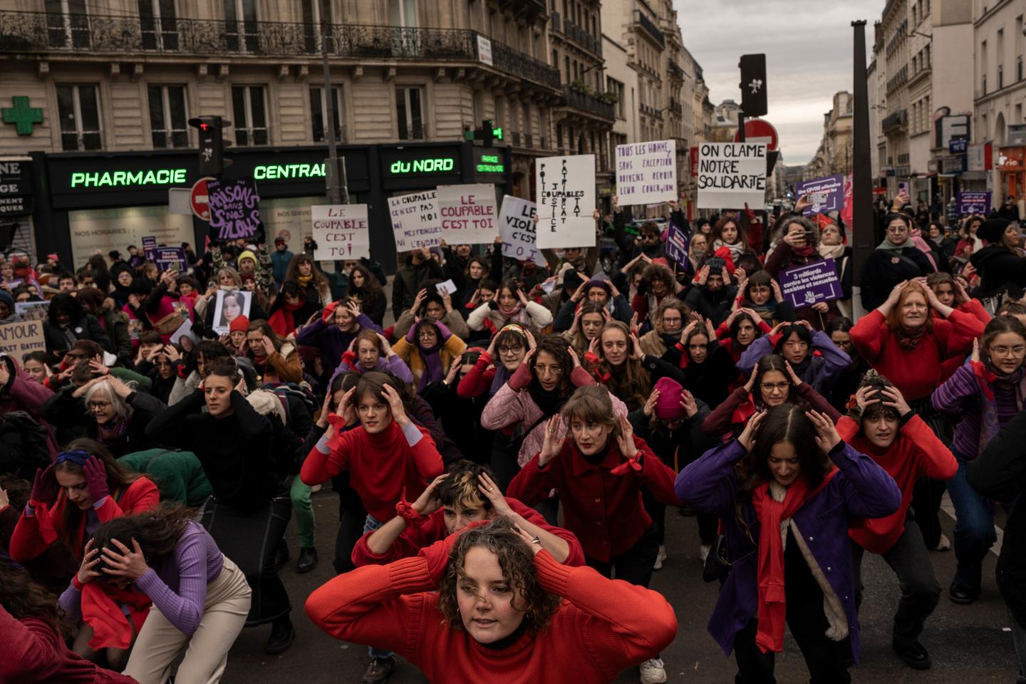 Violence against women: Dozens of demonstrations take place across France amid mass rape trial