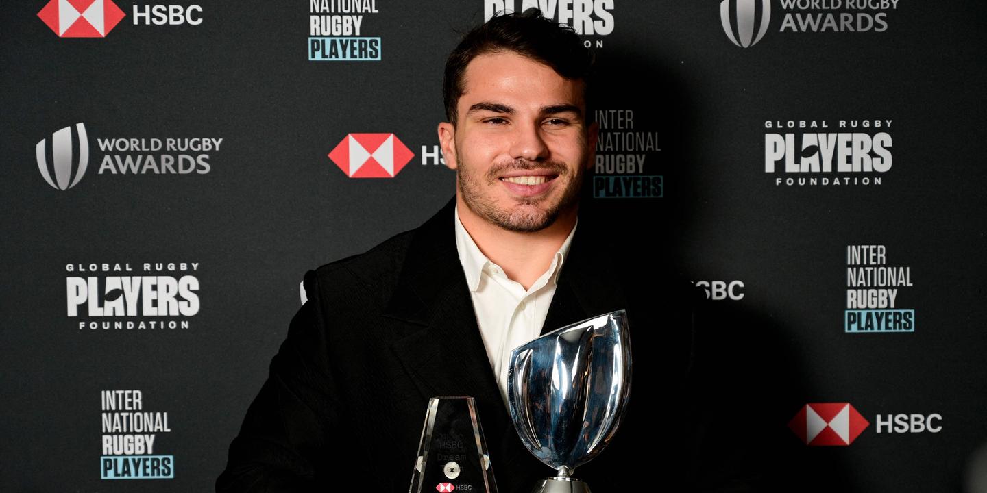 Antoine Dupont élu meilleur joueur du monde de rugby à VII : « La vraie  incongruité est surtout qu'il n'ait pas remporté de trophée lié à ses  performances à XV »
