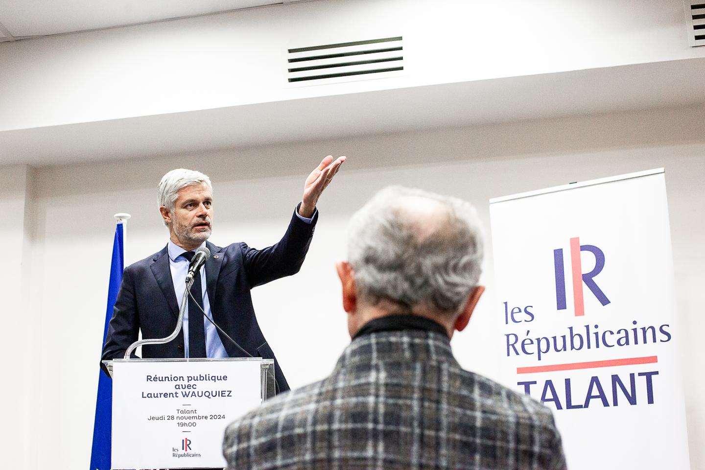 Les Républicains では、Laurent Wauquiez がより良く存続するために「すべてをリセット」したいと考えています