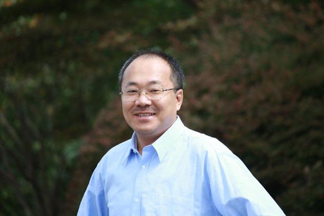 Une photo d’archive du journaliste chinois Dong Yuyu, condamné à sept ans de prison pour « espionnage », le 29 novembre 2024.