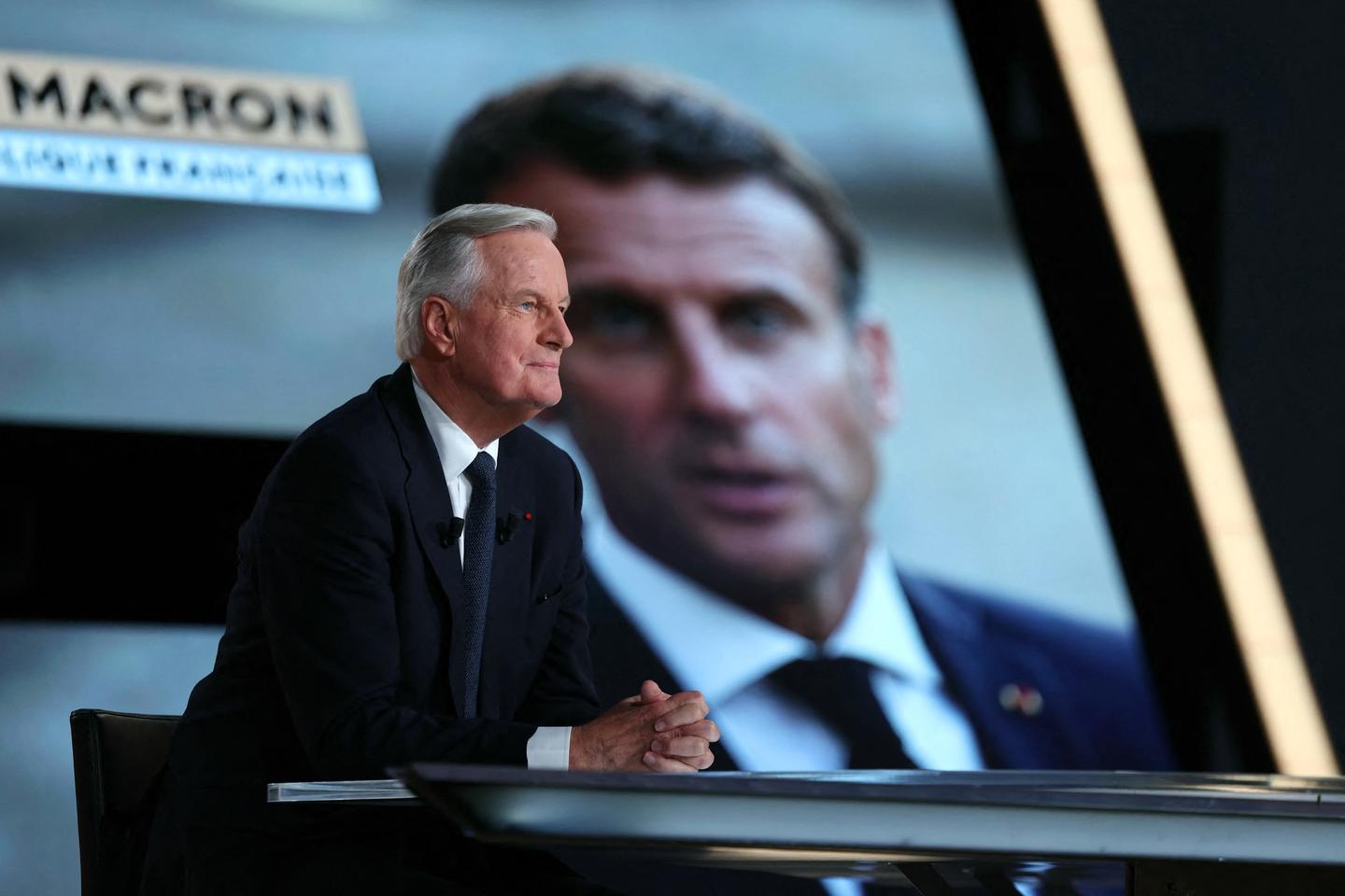 French government risks being toppled this week