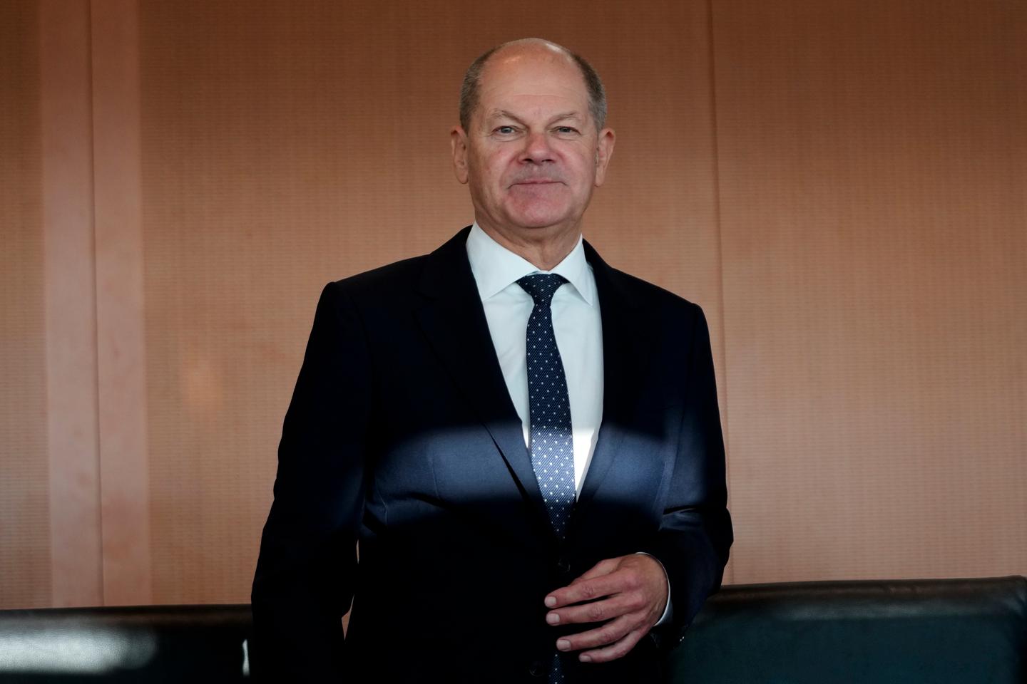 German Chancellor Scholz pledges aid on surprise visit to Ukraine