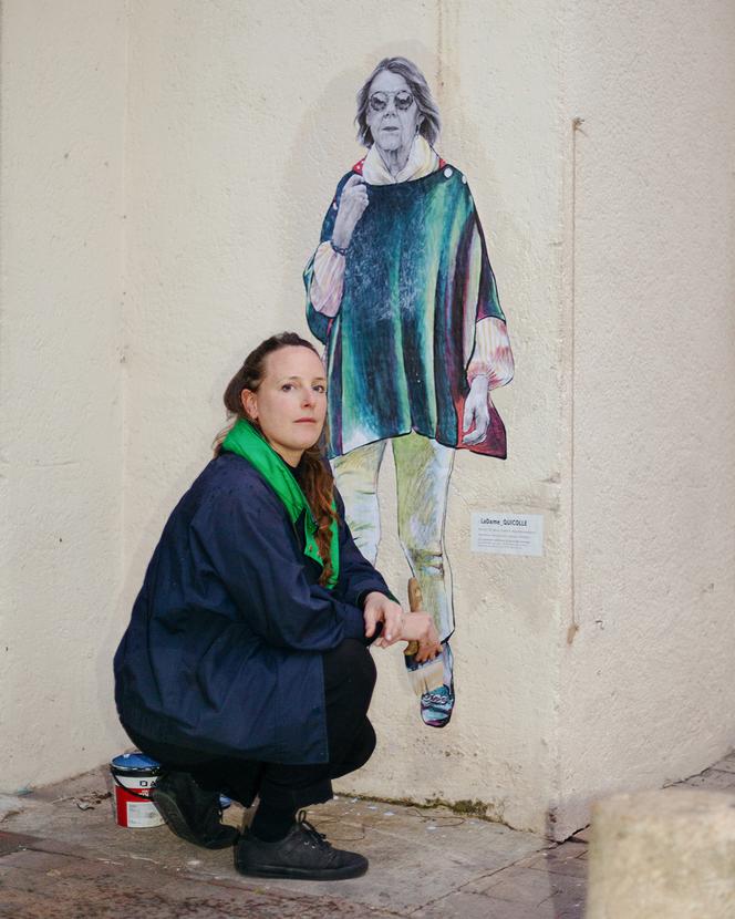 A Lille, « La Dame qui colle » rend justice aux femmes victimes de ...