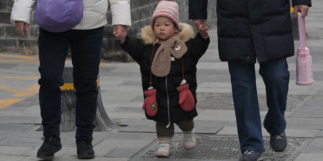 In China, the authorities' intrusive canvassing to encourage women to have children