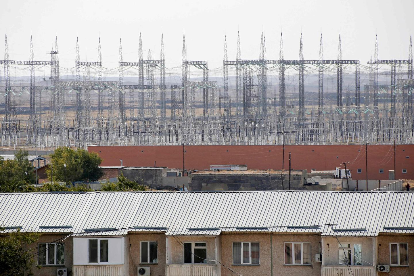 Kazakhstan holds talks with France on first nuclear power plant