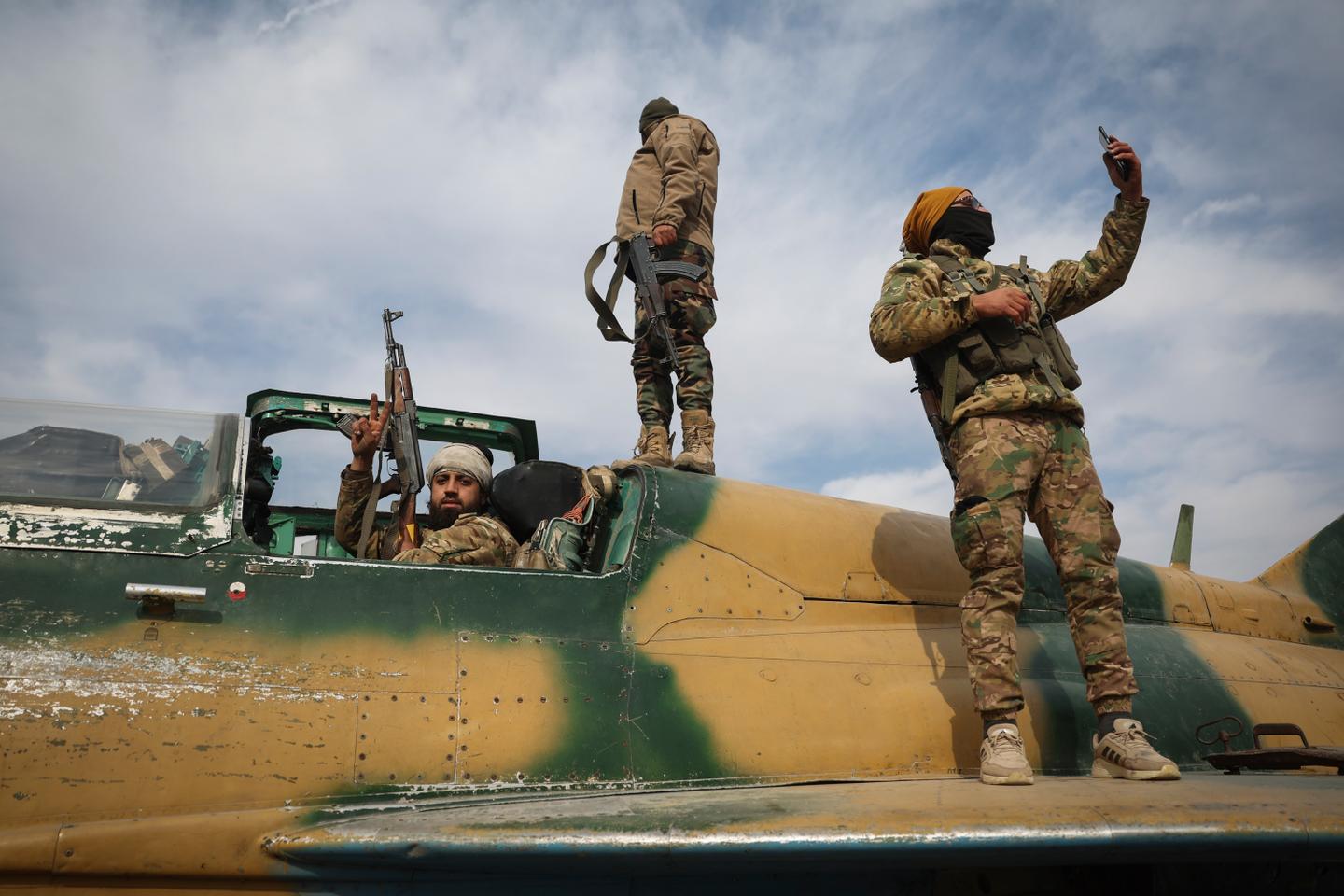 Putin can't help Assad's regime as Syrian rebels continue lighting advance