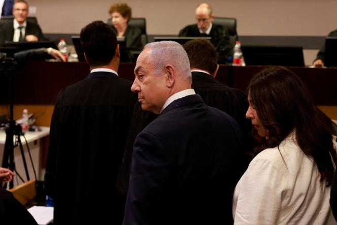 Le premier ministre israélien, Benyamin Nétanyahou, le 10 décembre 2024, au tribunal de Tel-Aviv.