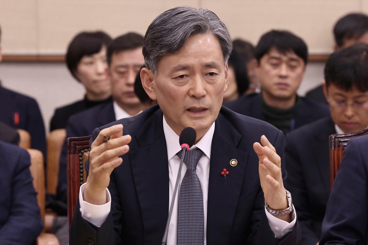 South Korea's national police chief and Seoul's top officer detained over enforcement of martial law