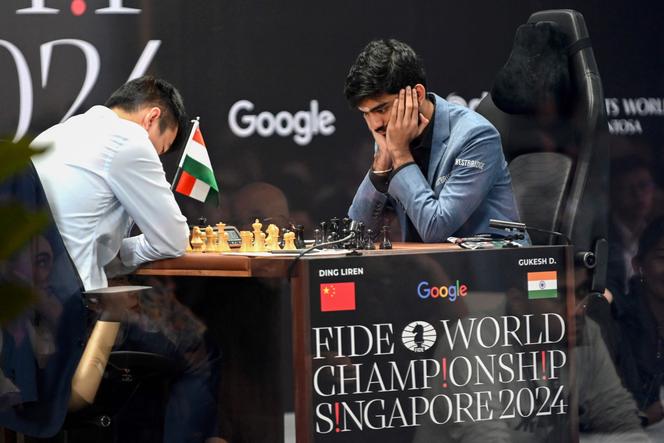 Dommaraju Gukesh derrotou Ding Liren na 14ª partida do Campeonato Mundial de Xadrez em Cingapura em 12 de dezembro de 2024.