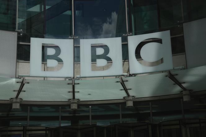 La BBC, qui plaide pour une collaboration constructive entre les secteurs des médias et de l’intelligence artificielle, annonce sa volonté de produire d’autres études de ce genre.