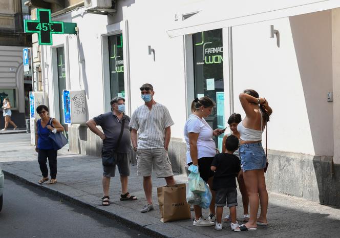 A Catane (Sicile), en Italie, un jour de canicule, le 11 août 2021.