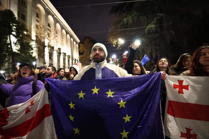 Manifestação pró-europeia em Tbilisi, 13 de dezembro de 2024.