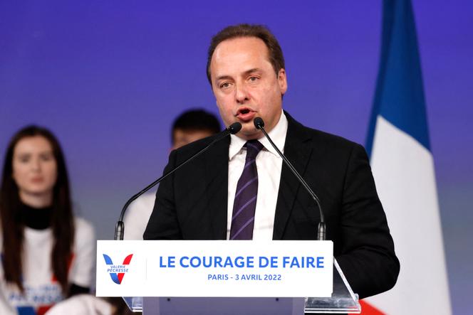 Ex-presidente da União dos Democratas e Independentes (UDI), Jean-Christophe Lagarde, em 3 de abril de 2022 em Paris. 