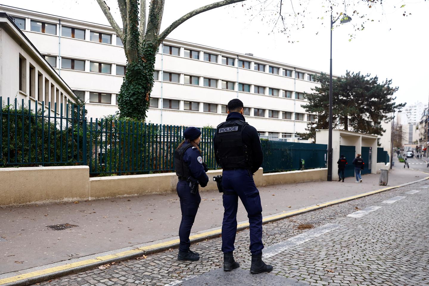 16歳少年を殺人罪で起訴
