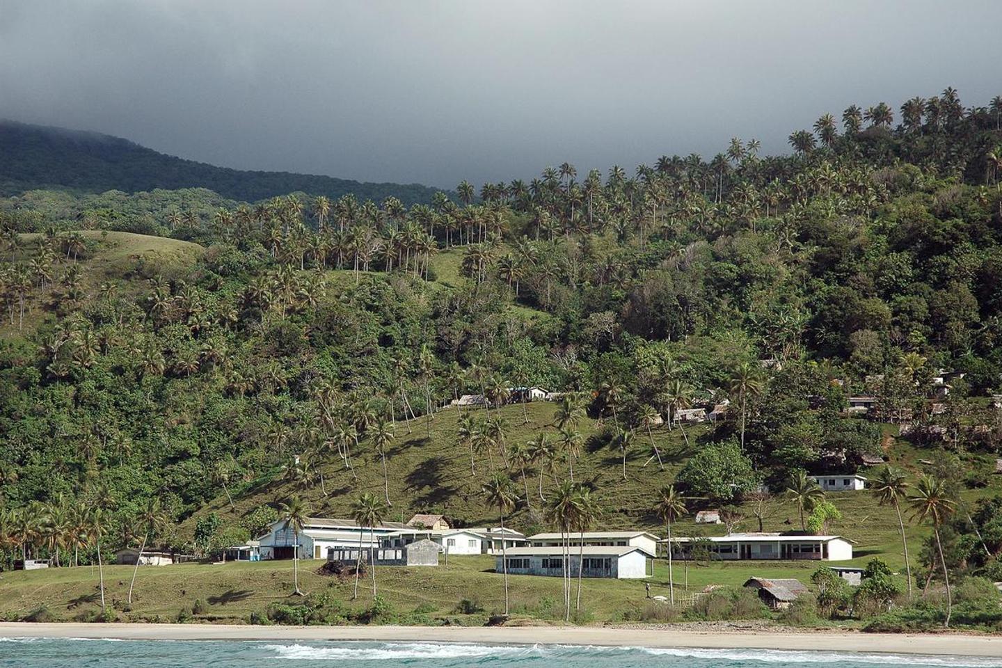Magnitude 7.3 earthquake causes much damage to Pacific island nation Vanuatu