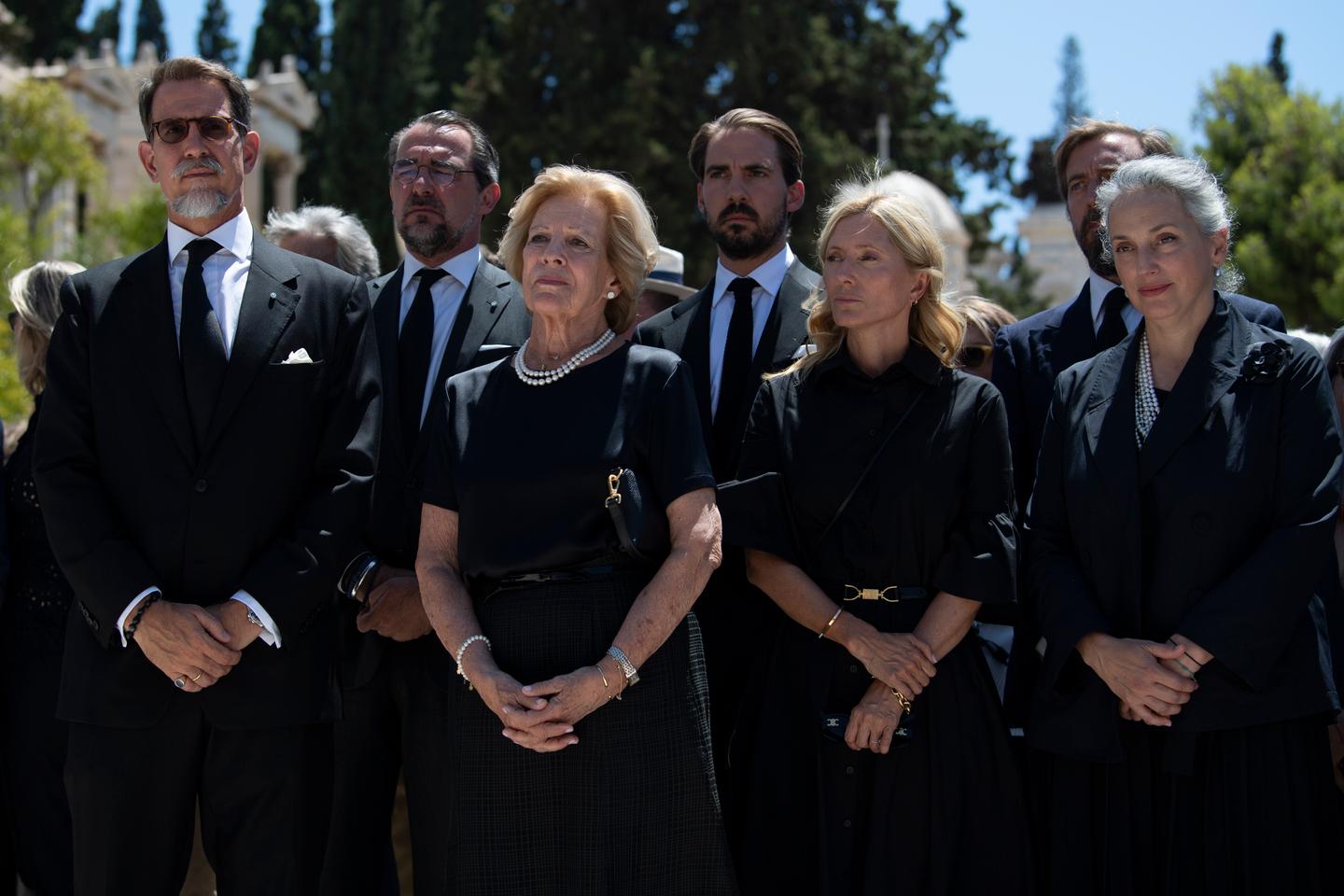 After decades in exile, the former Greek royal family regains its nationality and creates controversy