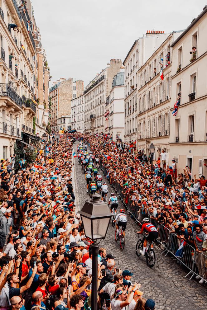 Rua Lepic, 3 de agosto de 2024.