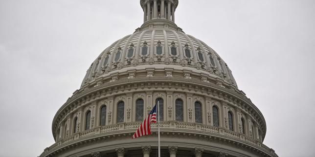 US House passes bill to avert government shutdown, Senate vote to follow