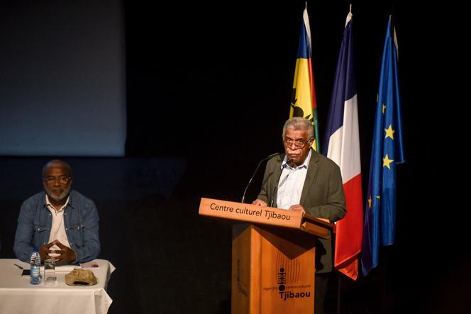 O presidente do governo da Caledônia, Louis Mapou, durante entrevista coletiva em Nouméa, em outubro de 2024.