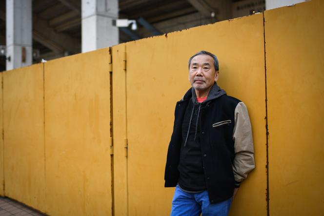 L’écrivain japonais Haruki Murakami, à Murakai, au Japon, en 2021.