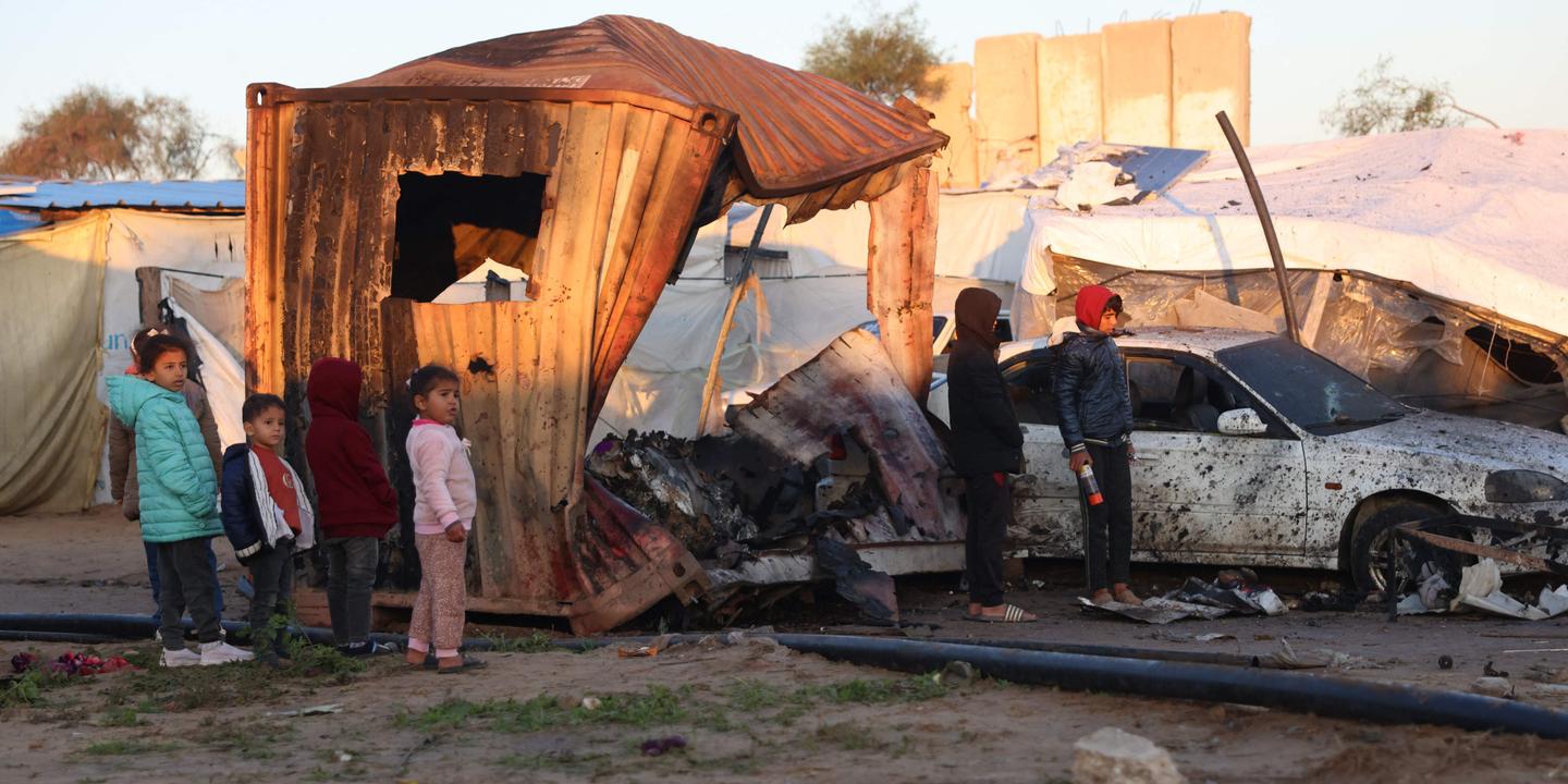 パレスチナ通信社WAFAによると、ガザ地区南部でのイスラエル軍の砲撃で11人が死亡
