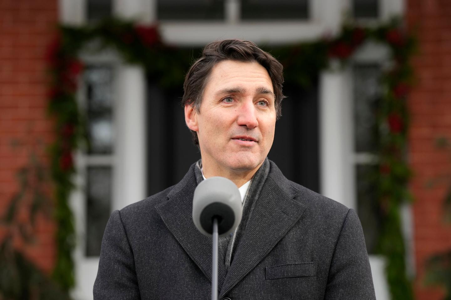 Canadian Prime Minister Justin Trudeau forced to resign