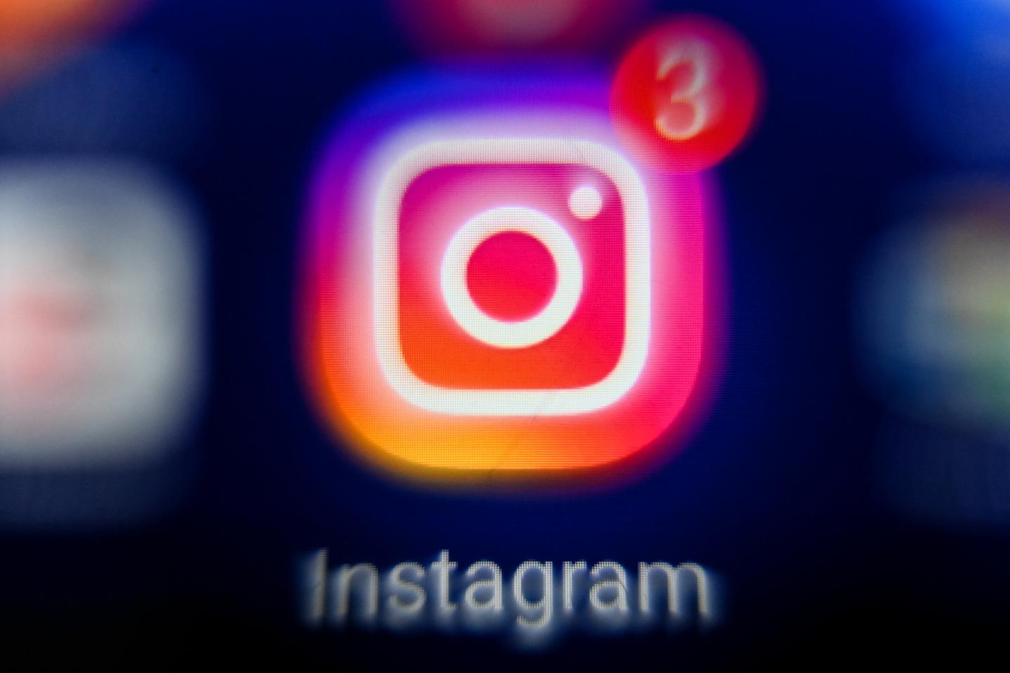 Thousands of pornographic ads go unmoderated on Facebook and Instagram