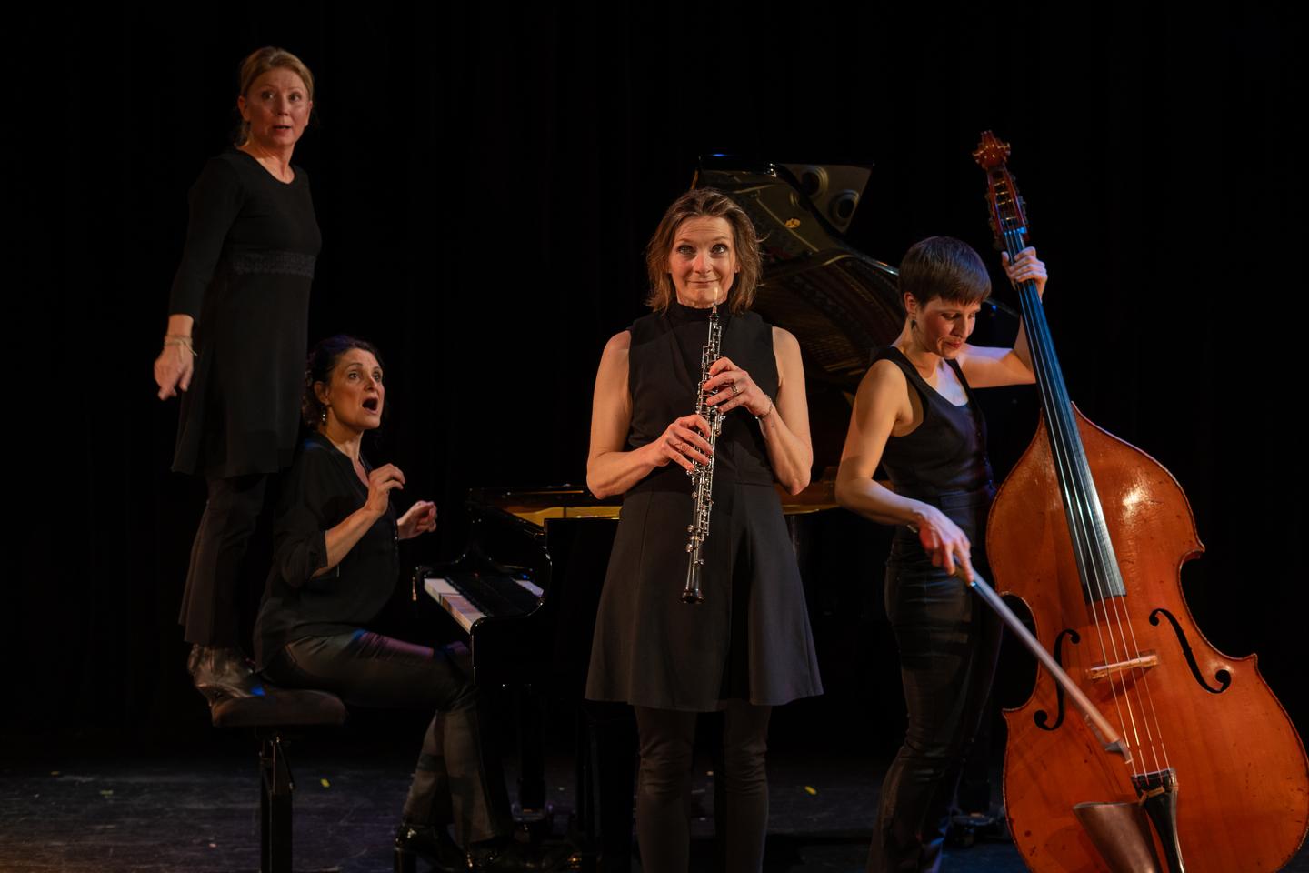Bach celebrated with humor and musical emotion at Paris's Lucernaire