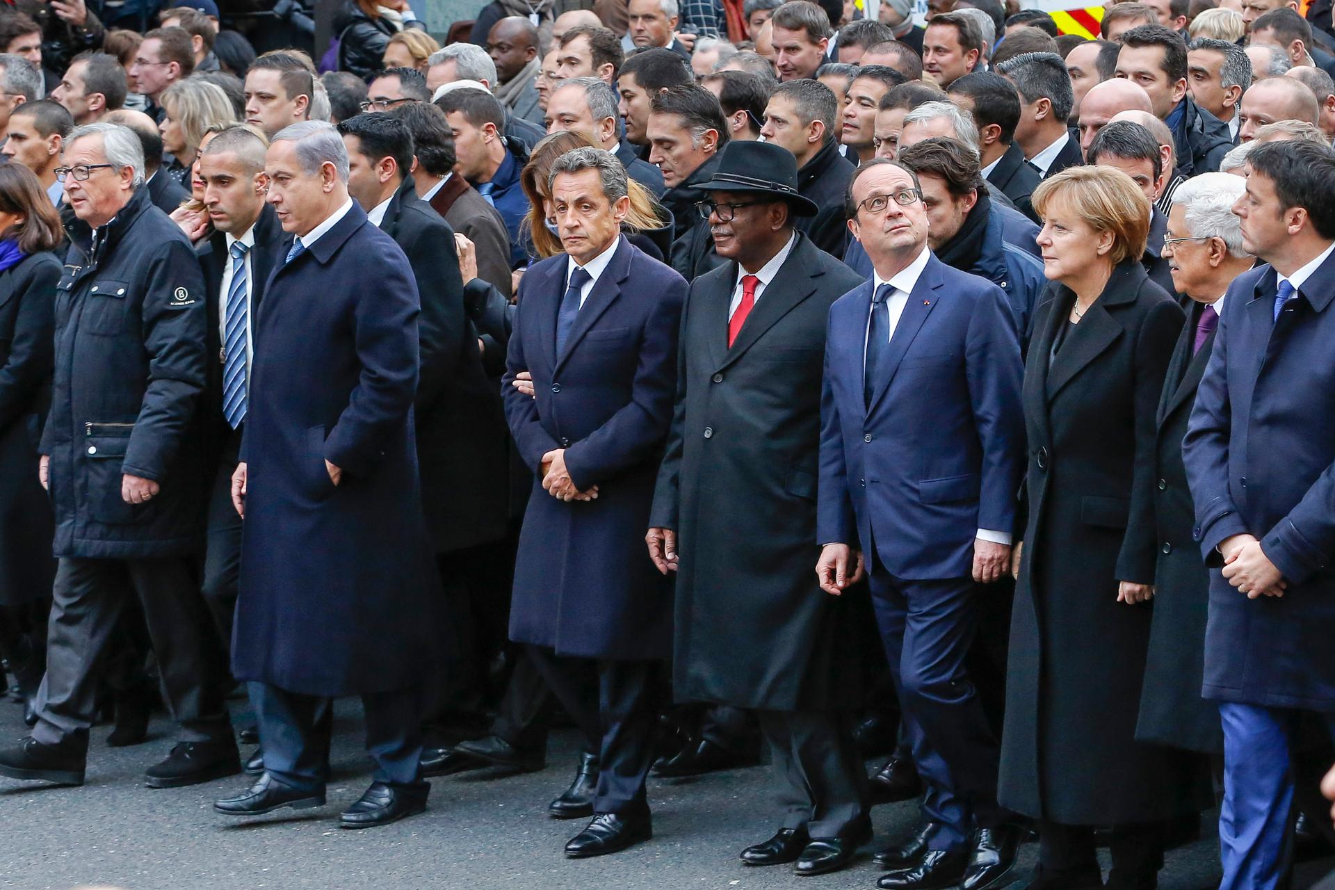 Jean-Claude Juncker, president of the European Commission, Benjamin Netanyahu, Israeli prime minister, Nicolas Sarkozy, former French president (2007-2012), Ibrahim Boubacar Keïta, Malian president, François Hollande, former French president (2012-2017), Angela Merkel, German chancellor (2005-2021), Mahmoud Abbas, president of the Palestinian Authority, in the front row of the demonstration on January 11, 2015, in Paris.