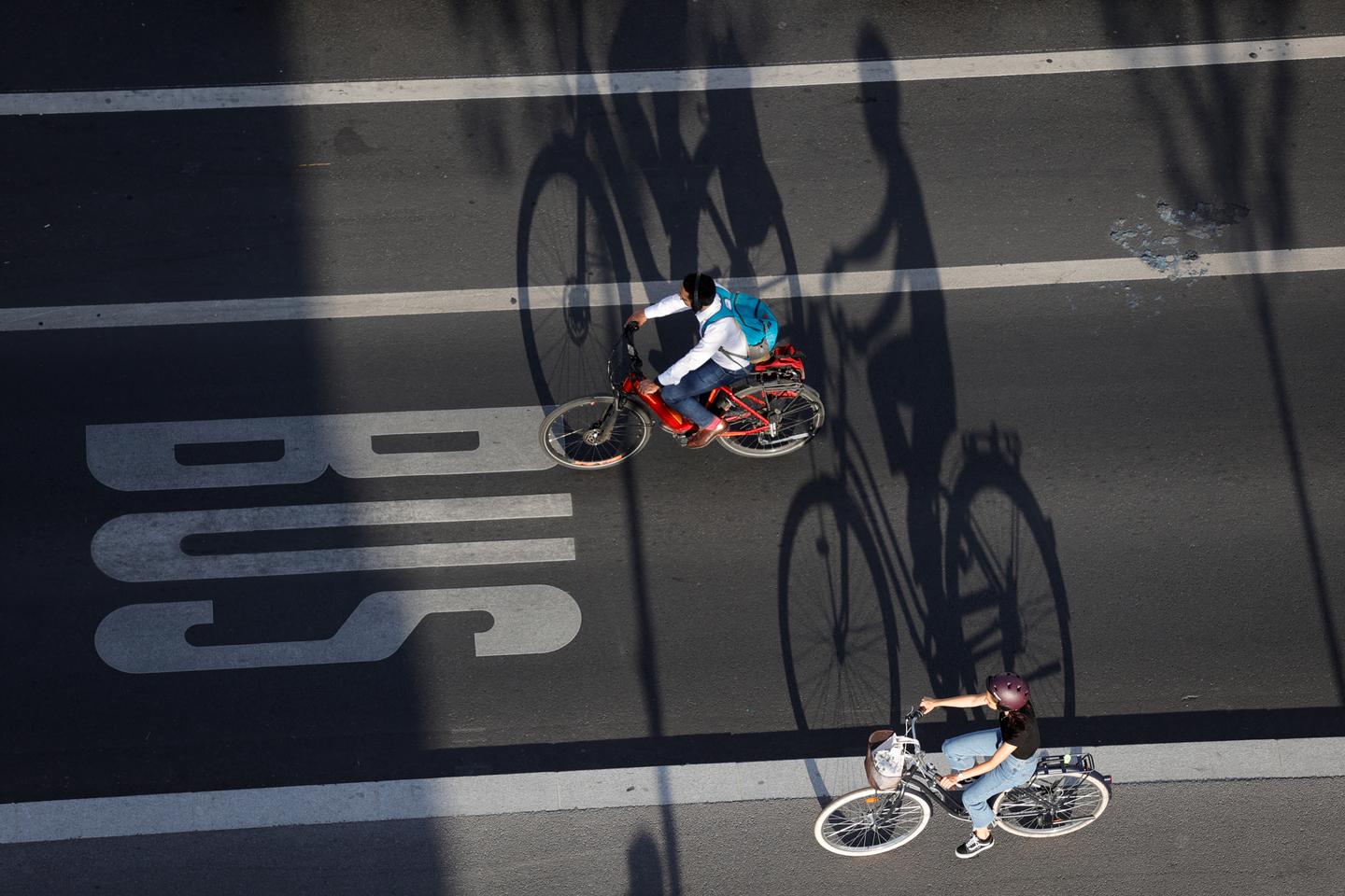Bikes to blame for Paris's slow buses