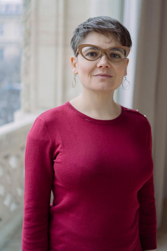 Lucie Pinson, directrice de l’ONG Reclaim Finance, le 14 décembre 2024, au Théâtre de la Ville.