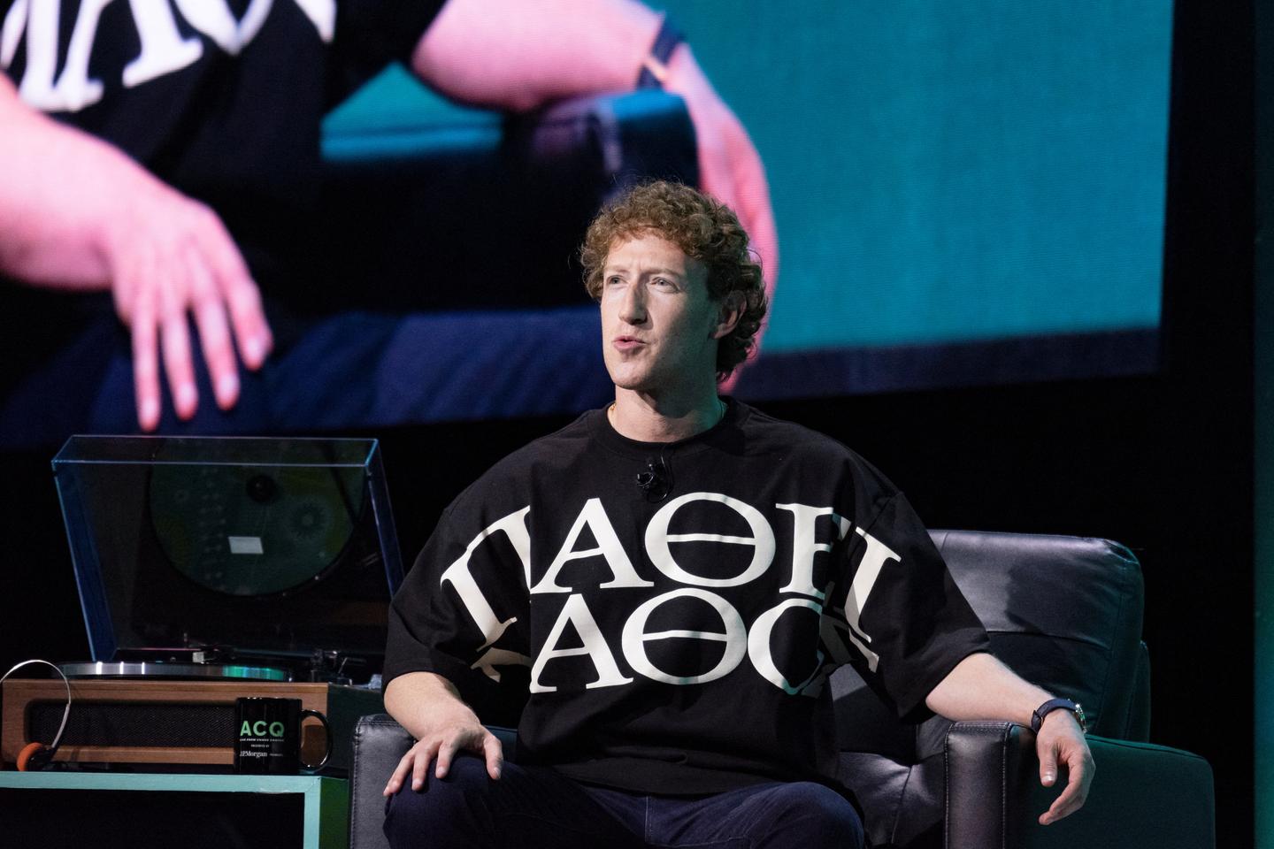 Meta's Zuckerberg follows Musk and Bezos in Big Tech's march behind Trump