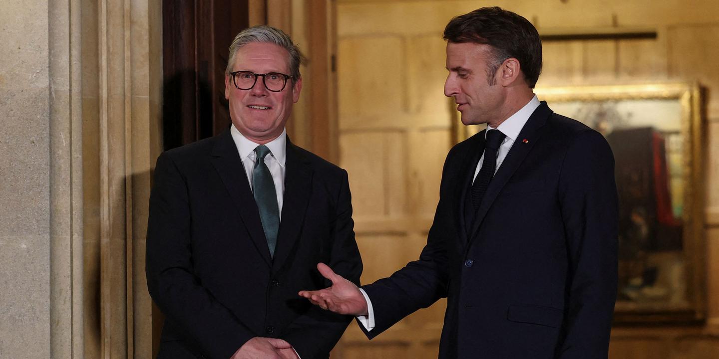 エマニュエル・マクロン氏とキア・スターマー氏、英国での会談でウクライナについて議論