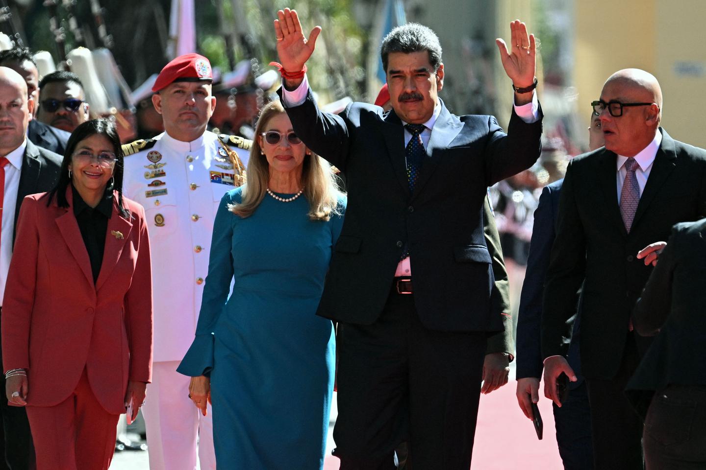 Nicolas Maduro sworn in as Venezuela's president amid global outcry