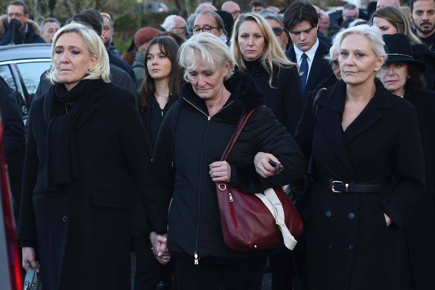 Marine Le Pen says she 'will never forgive' herself for expelling father from party
