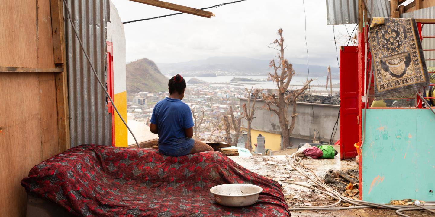 « Comment je ne suis pas mort dans le cyclone » : à Mayotte, un mois