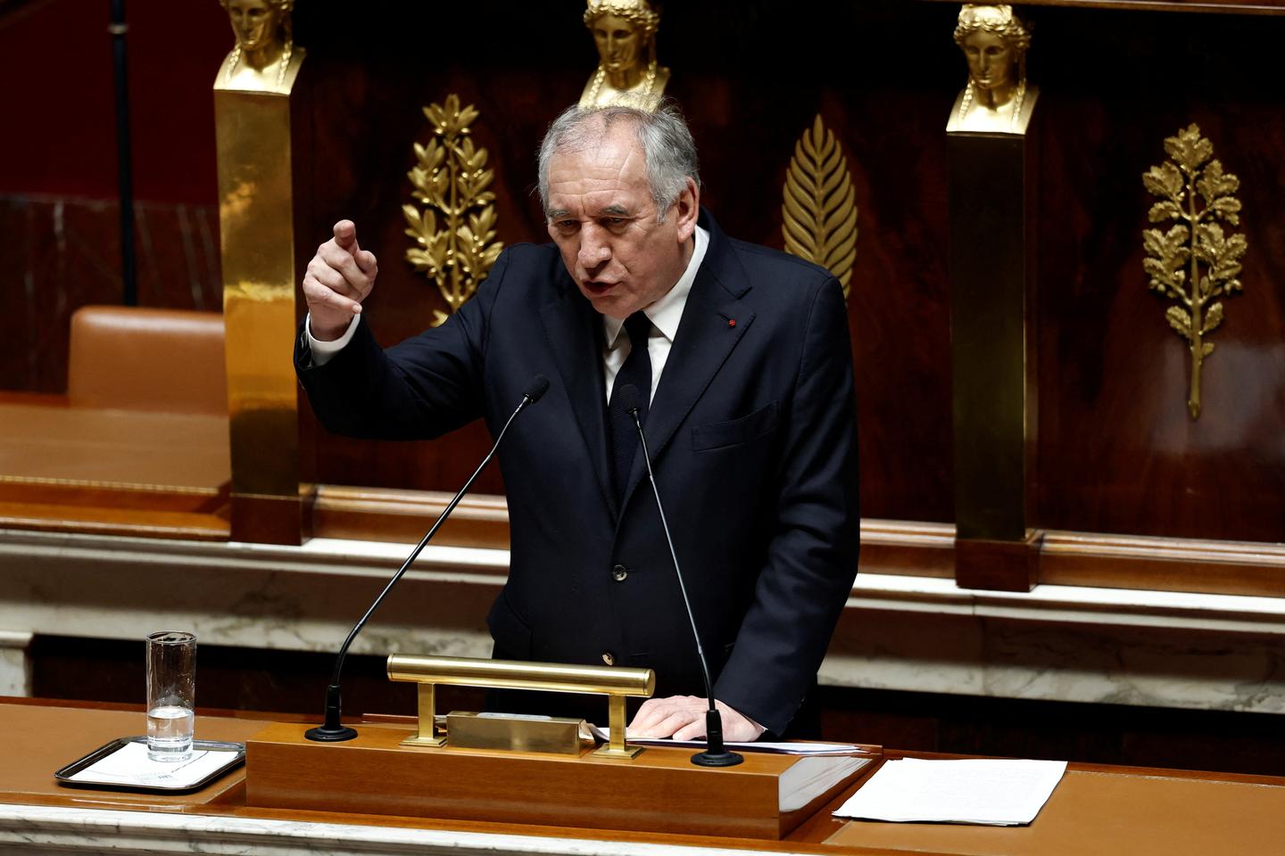 Le résumé vidéo de la déclaration de politique générale de François Bayrou