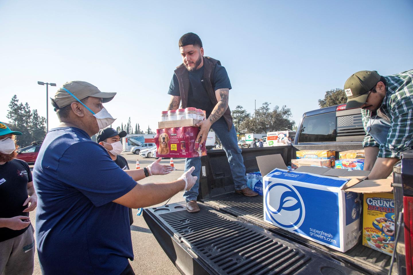 An 'astonishing' outpouring of generosity for Los Angeles fire victims