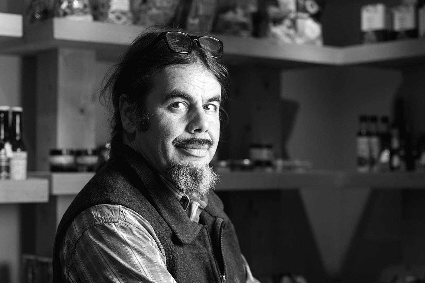 Erwan Humbert, maraîcher : « J’ai d’abord pensé ouvrir un restaurant, j’ai participé activement à des AMAP, aidé des amis agriculteurs bio, avant de me diriger vers une formation agricole »