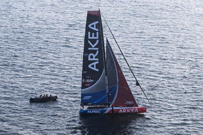 Imoca “Paprec-Arkea” de Yoann Richomme em Sables-d’Olonnes (Vendée), 10 de novembro de 2024. 