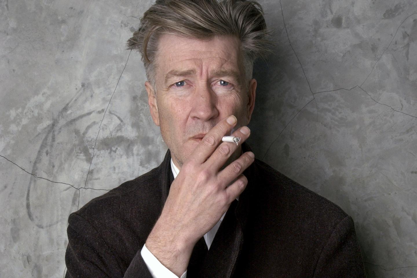 La mort de David Lynch, génie du cinéma indépendant américain et réalisateur envoûtant et...