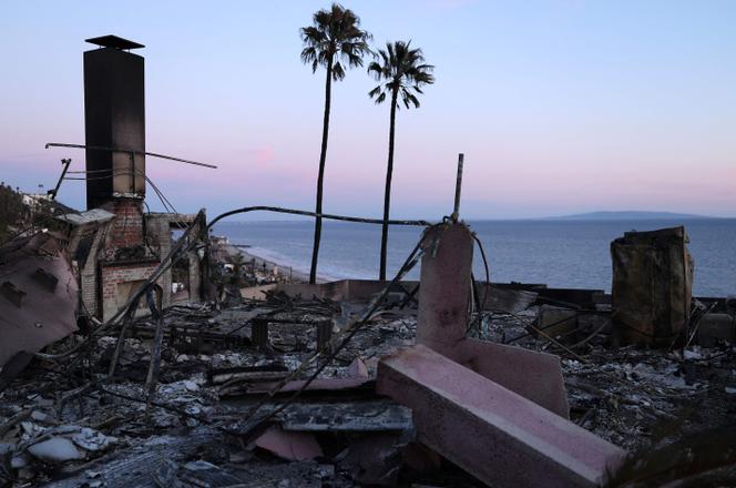 Une maison détruite par le Palisades Fire, à Malibu, en Californie, le 16 janvier 2025.