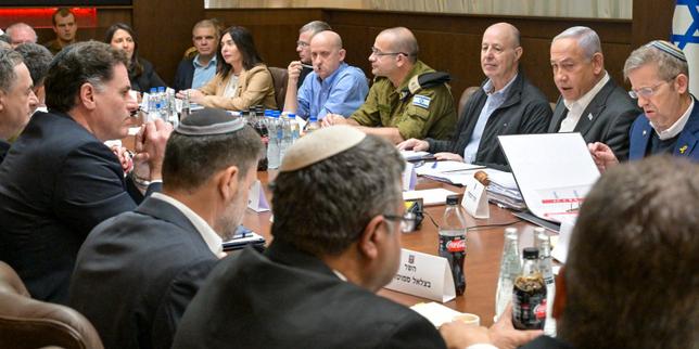 En direct, cessez-le-feu à Gaza : Israël approuve l’accord de trêve avec le Hamas et annonce la libération de 737 prisonniers palestiniens lors de la première phase