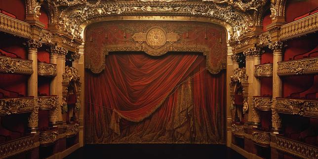 La saga architecturale du Palais Garnier en 160 pages