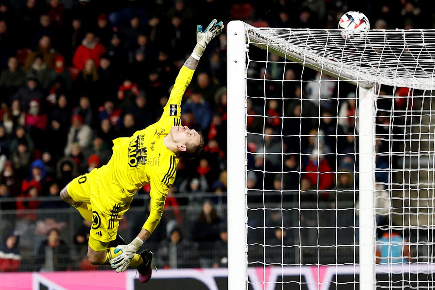 3fb2513_ftp-import-images-1-eqs8f2pploet-2025-01-18t222701z-1013358742-up1el1i1ieef8-rtrmadp-3-soccer-france-ren-bre-report.JPG