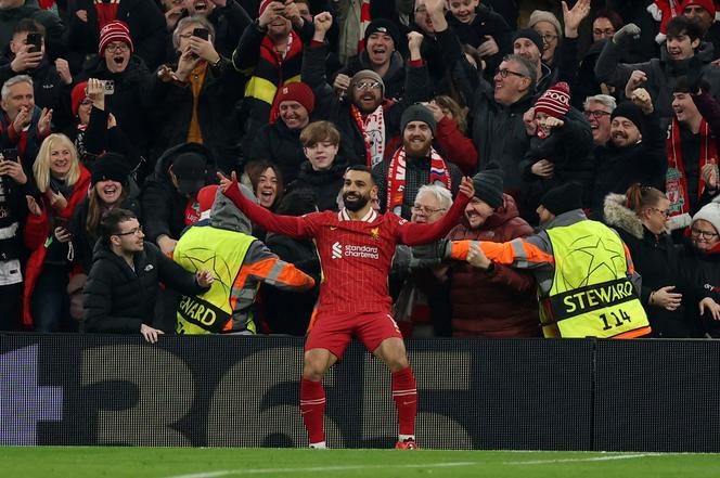 Buteur et homme du match, Mohamed Salah célèbre son 22e but de la saison, toutes compétitions confondues. L’international égyptien a été redoutable, du haut de ses 32 ans, lors du match de Ligue des champions entre Lille et Liverpool, le 21 janvier 2024.