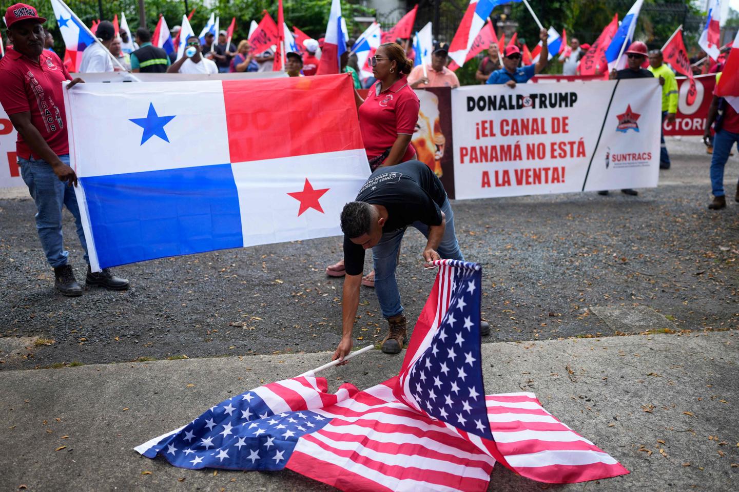 Trump wants to make Panama pay for favors granted to China
