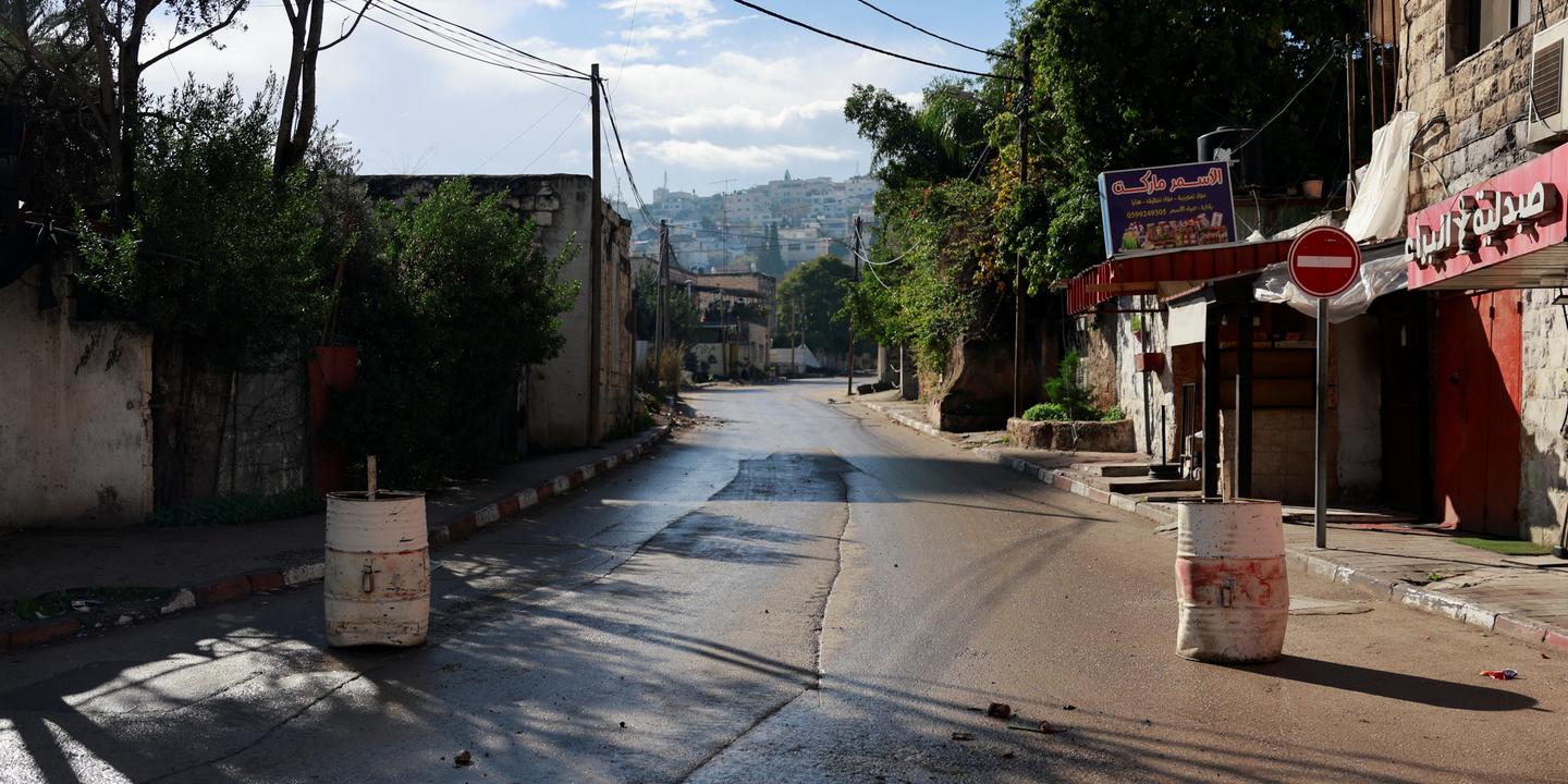 知事によると、ヨルダン川西岸ではイスラエル軍の命令により数百人がジェニン避難民キャンプを離れている