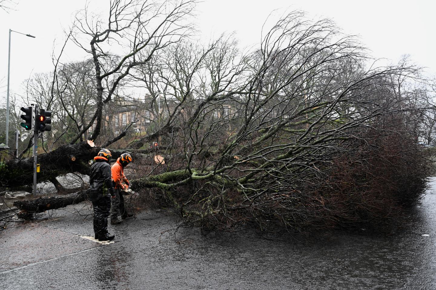 Storm Eowyn hits Ireland and Scotland